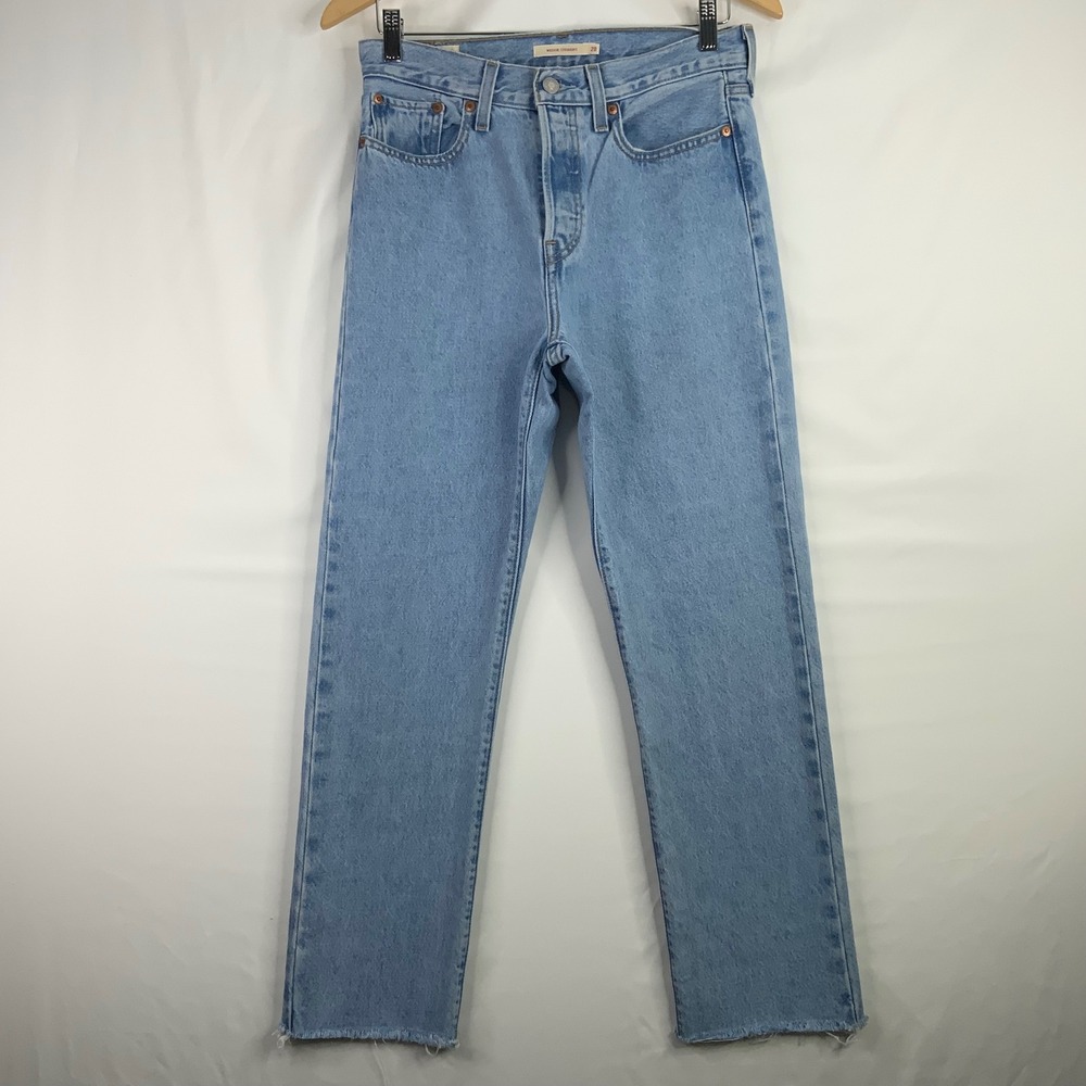 Levis Wedgie Straight Jeans Womens 28 Light Wash High Rise Button Fly Raw Hem
